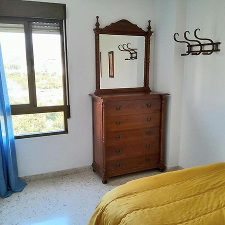 Room In Shared Apartment With Parking Almuñécar المظهر الخارجي الصورة