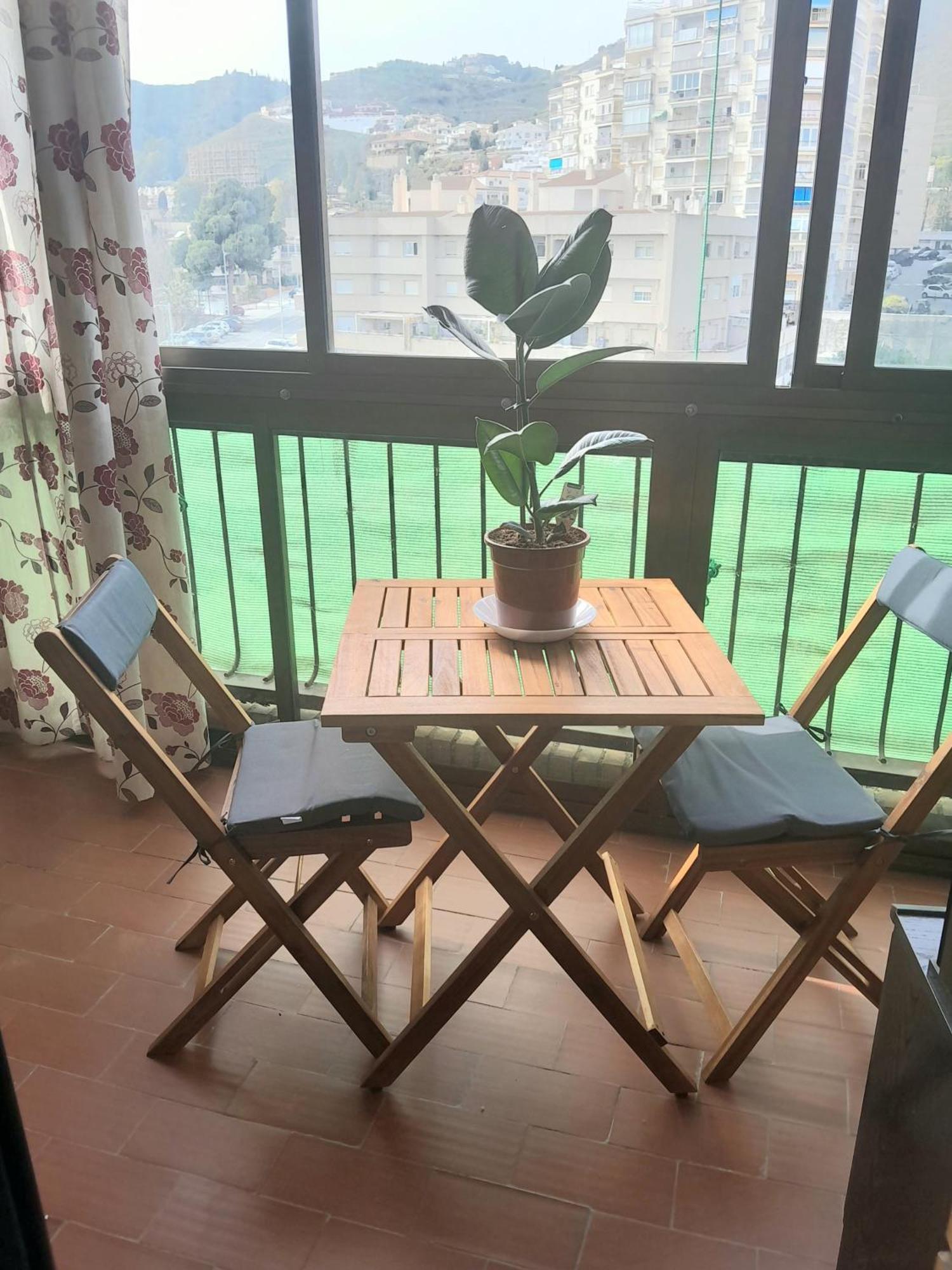 Room In Shared Apartment With Parking Almuñécar المظهر الخارجي الصورة