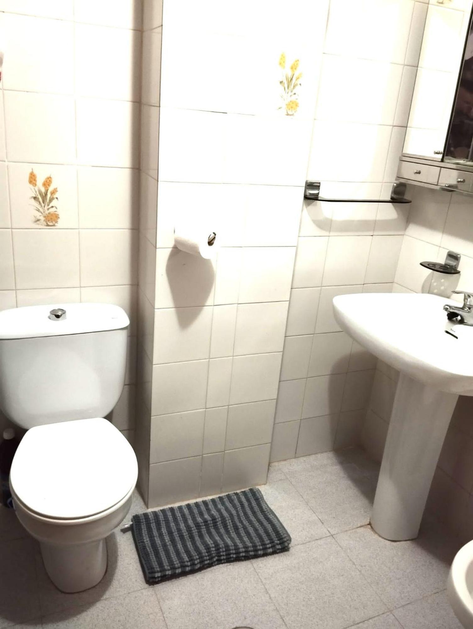 Room In Shared Apartment With Parking Almuñécar المظهر الخارجي الصورة