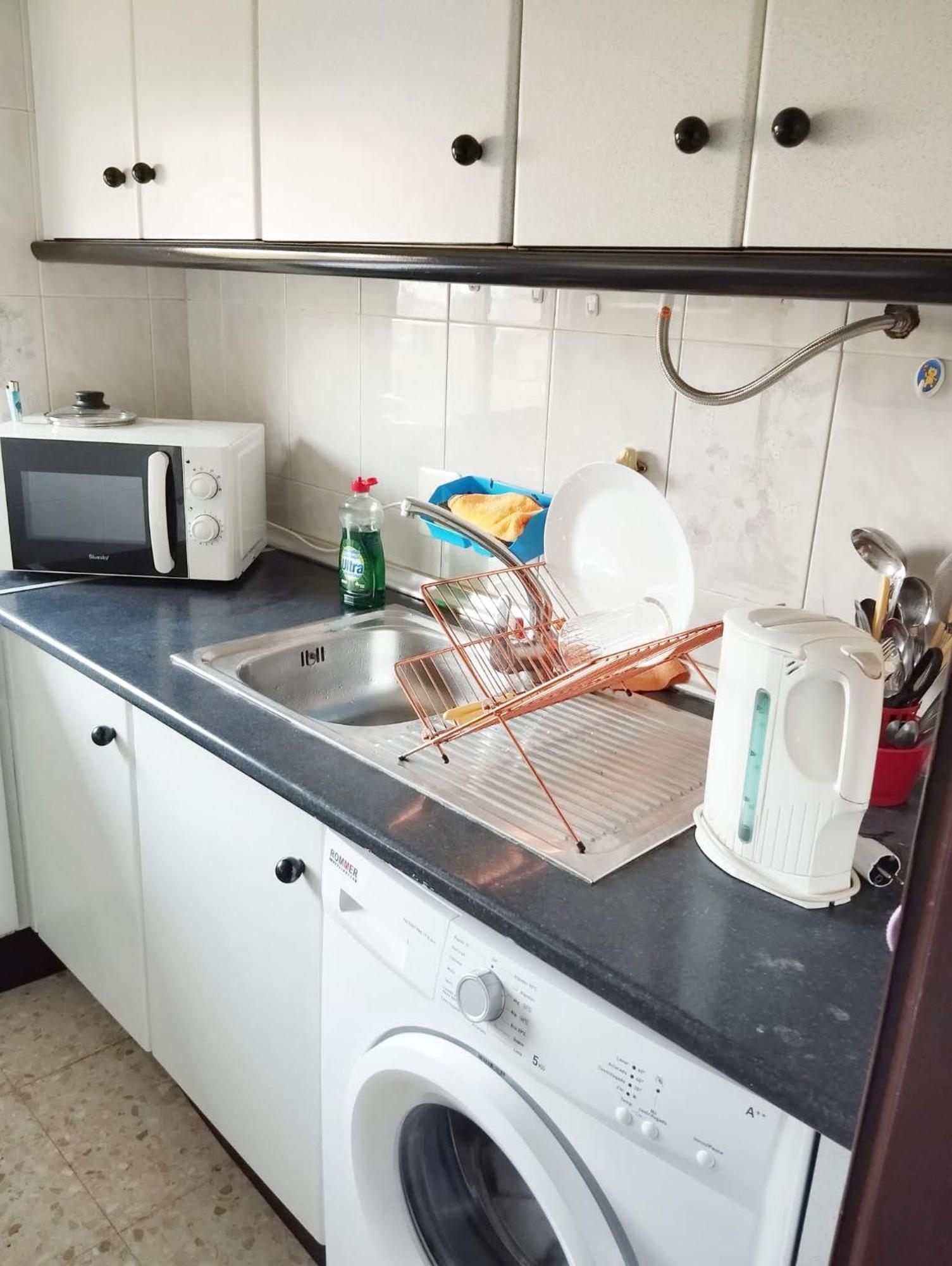 Room In Shared Apartment With Parking Almuñécar المظهر الخارجي الصورة